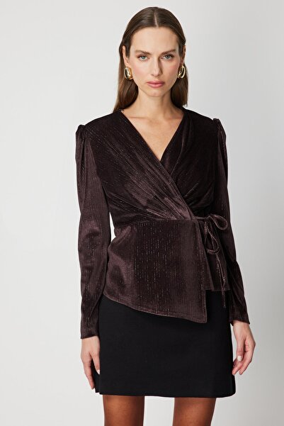 Mi Pret a Porter بلوزة مي برباط جانبي