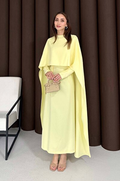 Melike Tatar Φόρεμα με μανδύα 3-3392