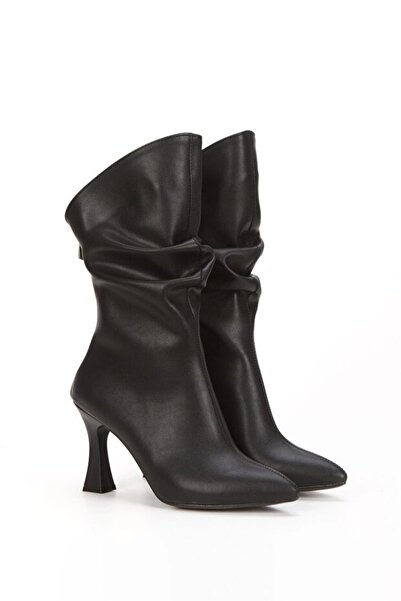 DARUGA Kadın İnce Topuklu Büzgü Detaylı Sivri Burunlu Şık Bot