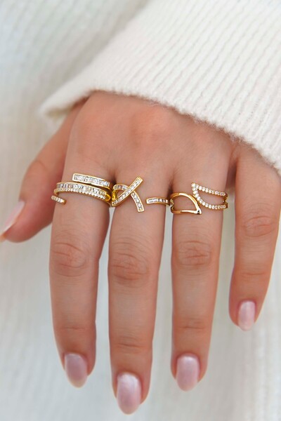 TREND COLLECTİON Altın Renk Zirkon Taşlı Modern Kadın Yüzük Seti (3’lü)