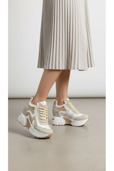 Modanizm حذاء رياضي بكعب مخفي من أفلينا كريم