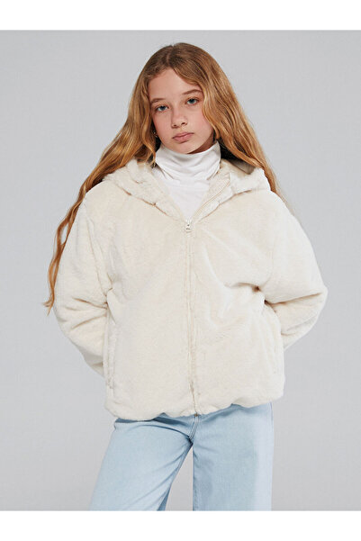 LC Waikiki Beige Hooded Girls' Faux Fur Coat from Hera Fashion