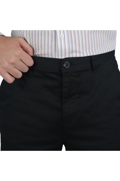 Giordano Men’s Regular Straight Cotton Stretch Khaki Pants