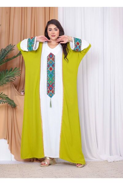 outline A reception jalabiya made of luxurious Egyptian cotton