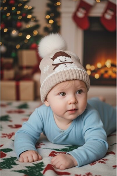 Butik Bej Ponponlu Triko Kışlık Bebek Bere – Yılbaşı Konseptli Kardan Adam De...