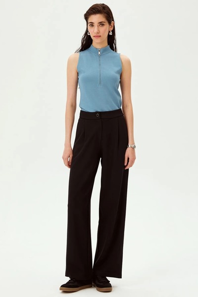 Allyco Плисирани панталони с прав крой от антрацит