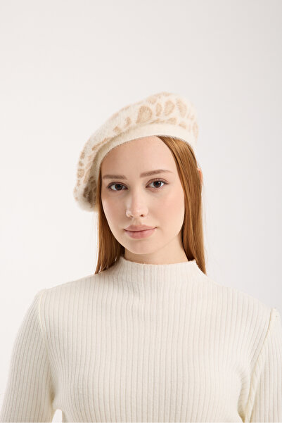 OX-RA Leopard Patterned Plush Painter Beret