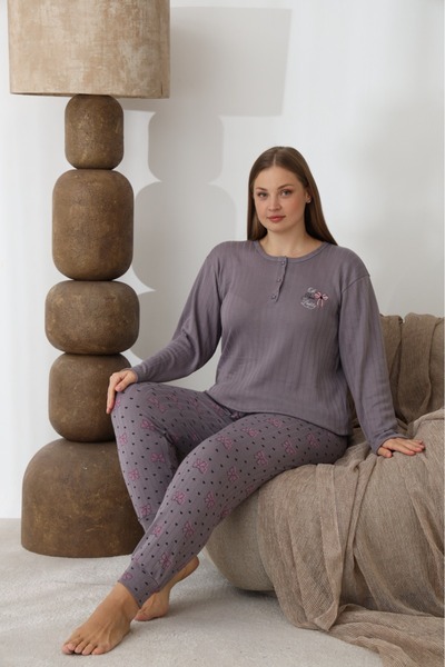 Temporium Women's Winter Plus Size Embroidered Patterned Collar Buttoned Long Sleeve Pajama Set