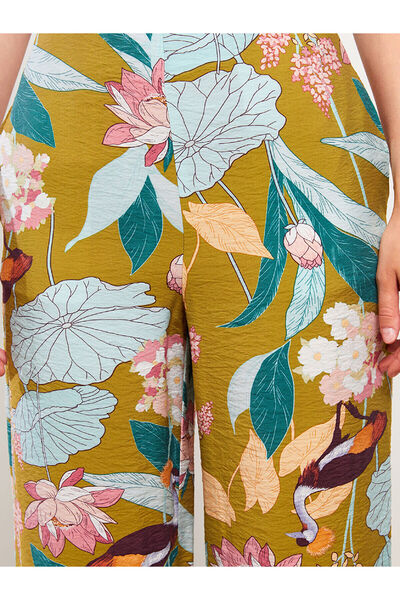 LC Waikiki Mixed High Waist Standard Fit Floral Women's Capri