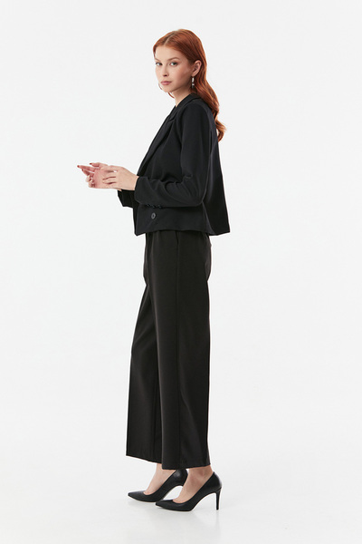 Lakshmi Women's short black blazer jacket with double collar and 2 rows of buttons, size L-XL INTL