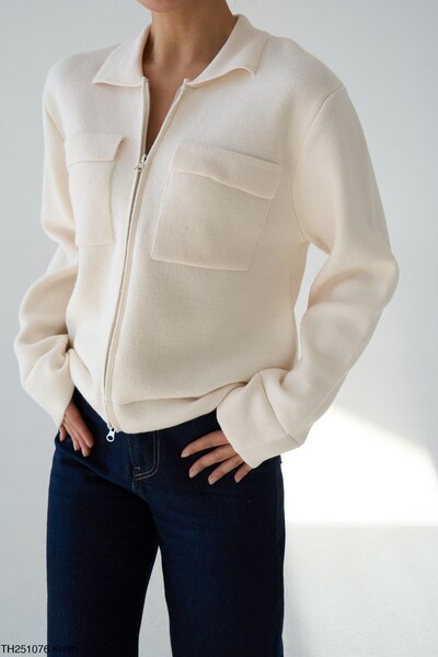 FEMMESTUDIO Γυναικεία ζακέτα με φερμουάρ εκρού με λαιμόκοψη πόλο