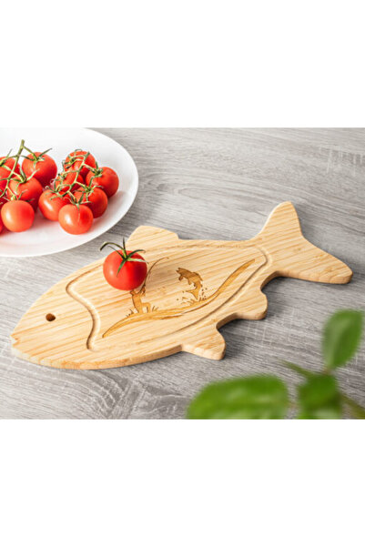 Gadget Master Bamboo Fish-Shaped Cutting Board with Fisherman Engraving