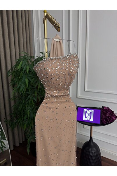 RUANI BIUTI فستان سهره تل بتطريز يدوي راق