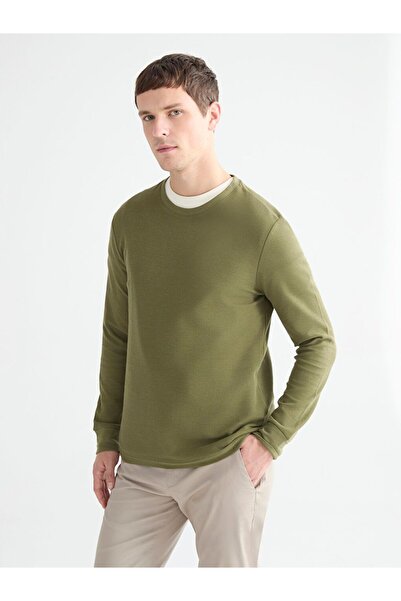 LC Waikiki تي شيرت LCWAIKIKI كلاسيكي برقبة دائرية وأكمام طويلة للرجال