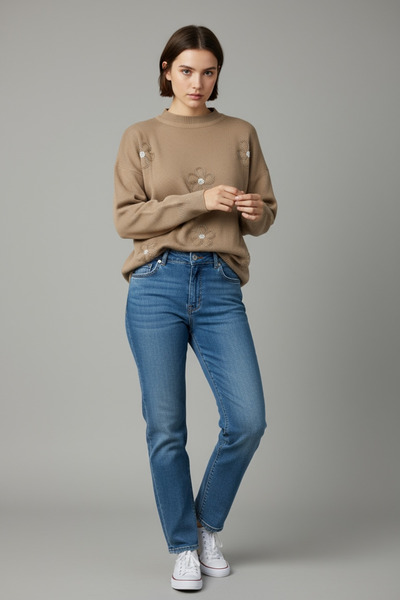 NEWCO Stone Embroidered Floral Pattern Round Neck O Oversized Knitwear Sweater