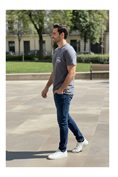 QUOS Men's Crew Neck Printed Tshirt