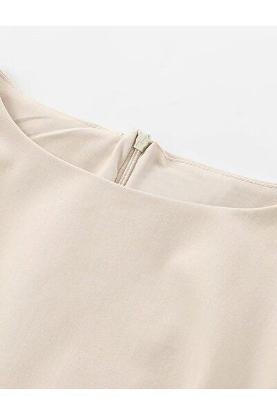 OEM Elegant dress with bows.