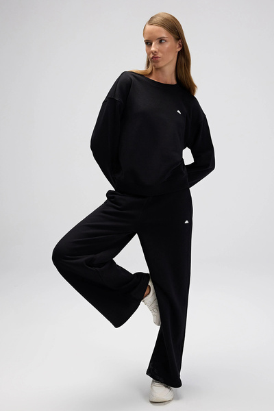 Ellesse Cotton Relaxed Fit Regular Waist Wide Leg Sweatpants Sweatpants Ef528