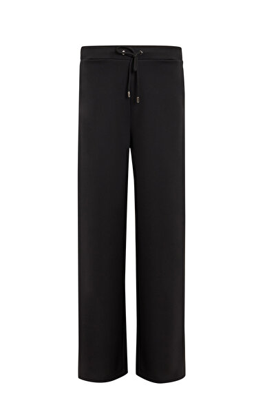 Exquise Lace-Up Regular Knitted Trousers