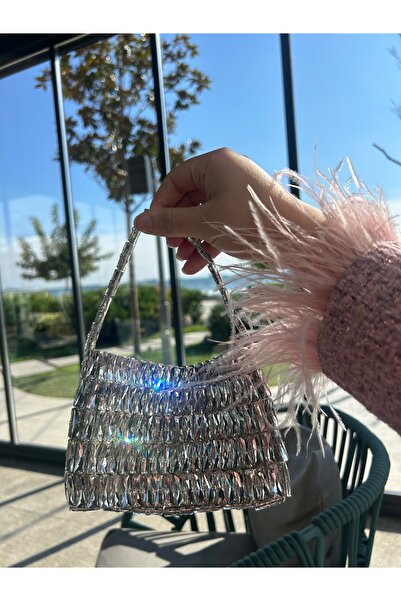 Merve Bayraktar evening dress bag