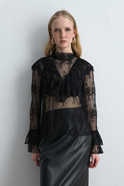 Gusto Anka Collection Lace Blouse - Black