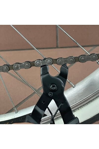 zola Bicycle chain pliers,for locking/unlocking,carbon steel,non-slip silicone handle,17x6x1.5 cm,black