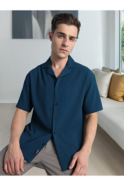 Dennis Lingo By Styli Men Textured Relaxed Fit Casual Shirt