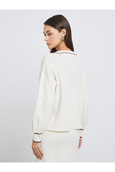 Styli Off White Knit Top with Brown Trim