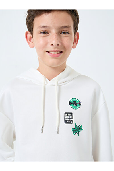 Styli Boys Off-White Printed Hoodie and Joggers Set