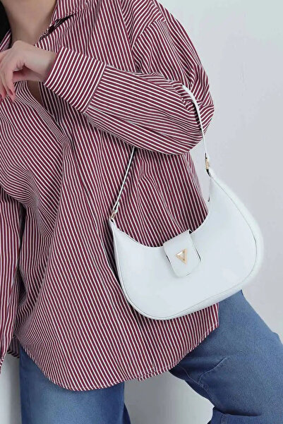 Tesettür Diyarı Τσάντα από συνθετικό δέρμα με μαγνητικό κλείσιμο και φερμουάρ...