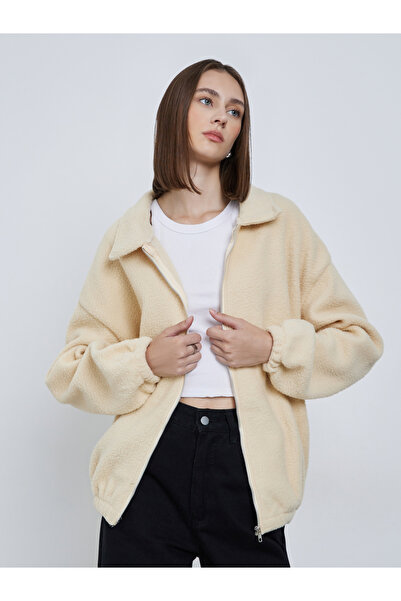 Styli Cream Oversized Collared Fleece Jacket