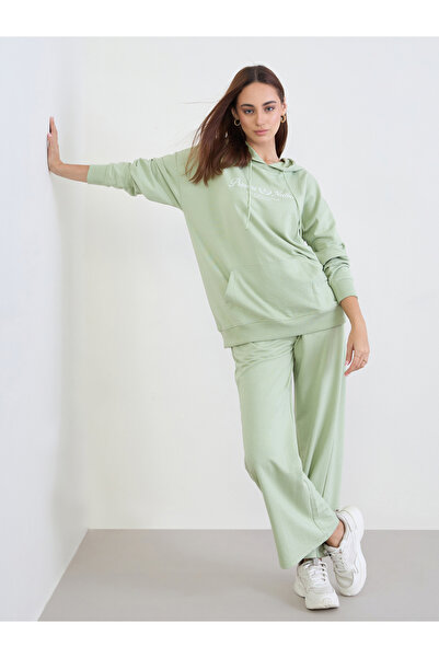 Styli Green Oversized Printed Hoodie and Joggers Co-Ords