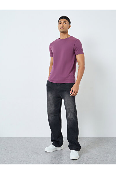 Styli Solid Regular Fit Cotton Rich T-Shirt
