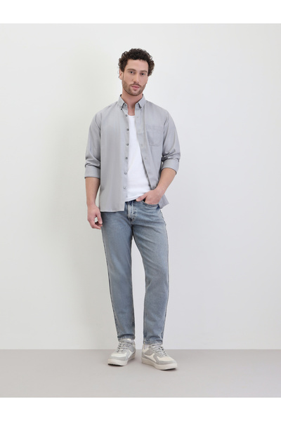 Styli Solid Oxford Regular Fit Spread Collar Shirt