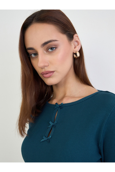 Styli Teal Slim Fit Bow Detail Knit Top