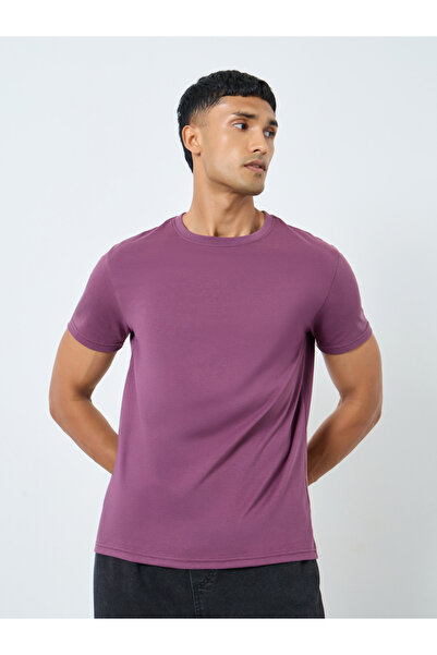 Styli Solid Regular Fit Cotton Rich T-Shirt
