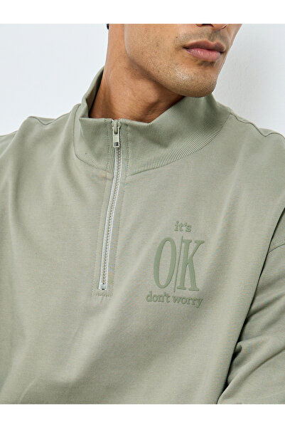 Styli Men Khaki Slogan Print Half Zip Sweatshirt