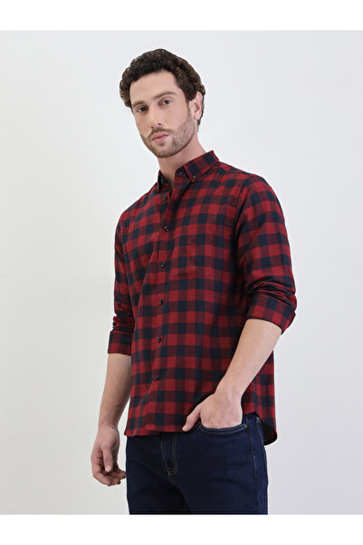 Styli Men Red Checked Spread Collar Shirt