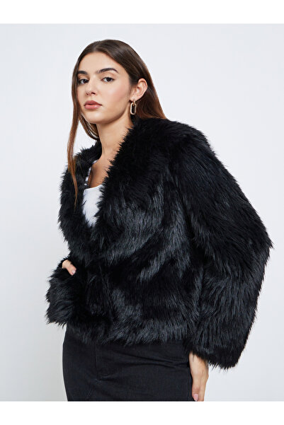Styli Women Black Regular Fit Cropped Faux Fur Jacket
