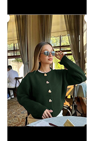 Galata Yünlü Kalp Düğme Detaylı Hırka