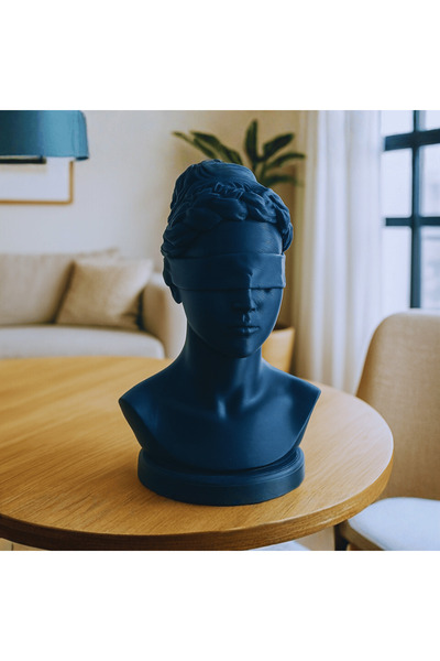 Homentum Vittoria | Decorative sculpture with covered gaze – modern classic s...