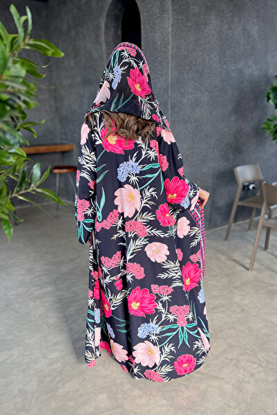 AYA عباية سوداء مطبوع