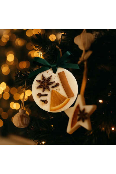 Ziani Soy wax closet air freshener in globe shape – Christmas tree ornament