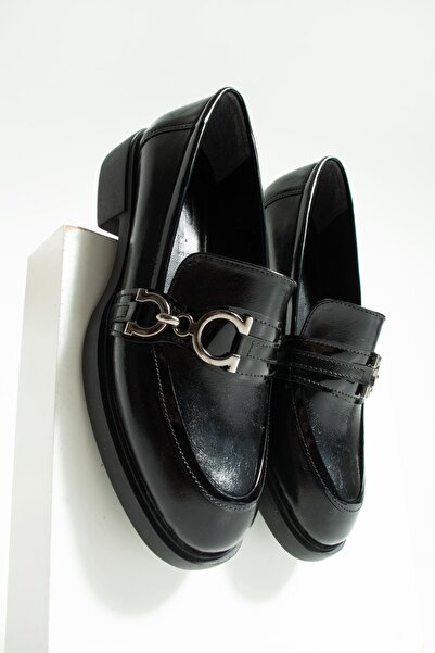 tivana Women's Buckle Detailed Casual Loafer Teya - Black