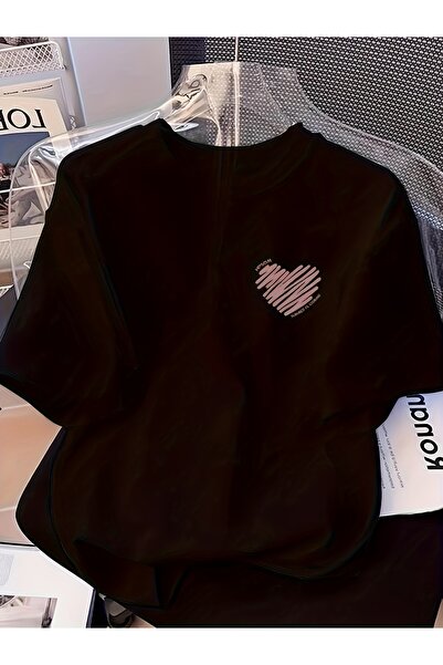 Eritqaa تي شيرت للجنسين قصة فضفاضة بنمط قلب مخطط