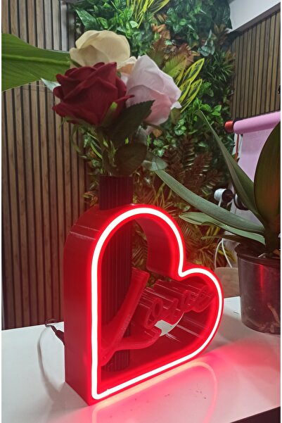 Neon Love Yazılı Kalp LED Işıklı Dekor & Çiçeklik Vazo Tasarım