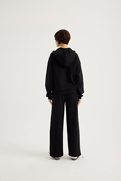 SEVİLEN Hooded Tracksuit Set with Assertive Print and Zipper Detail