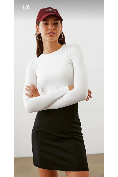 SUN STYLE Long Sleeve Crew Neck Badie Blouse