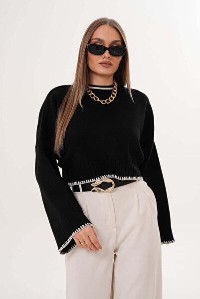 Laressi Shepherd's Work Detailed Crop Knit Sweater