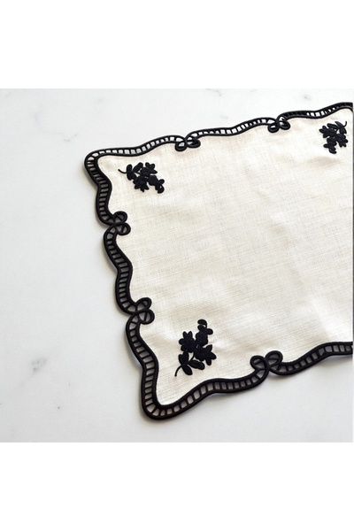 Denef Home Hole Work Classy American Service Black Embroidered, Cream Color, 38X50 Cm, 1 Piece